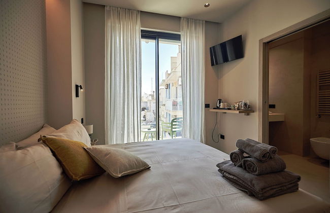 White Coast - Photo 21