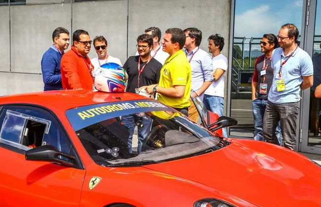 Ferrari Vip Day Tour com Test Drive - Foto 10