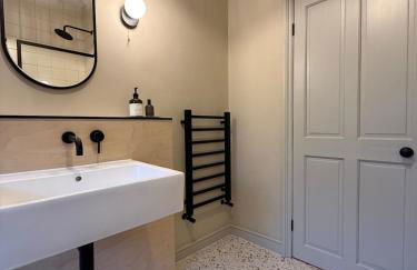 Montagu Apartment - St Leonards-on-Sea - Luxurious 2 bed Coastal Stay - Foto 38