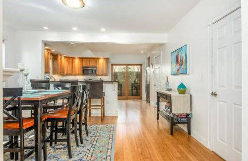 Steps to Downtown Rooftop Deck Flexible Temp Stay - Foto 11