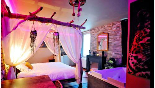 Duplex Safari jusqu'à 4 personnes, Spa XXL, day use, 5 min centre ville, cinéma, cascade et lit sous les arbres - Foto 3