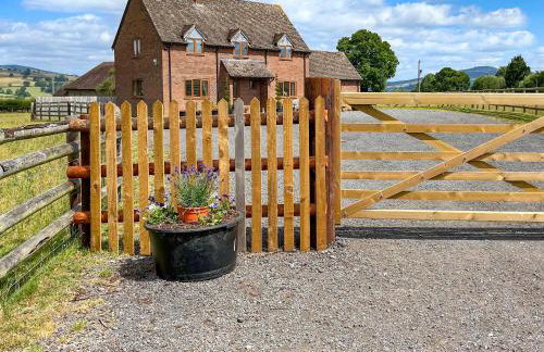 The Larches - Photo 25