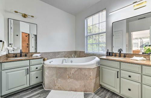 Stunning Thonotosassa Home about 7 Mi to Ocean! - Foto 16