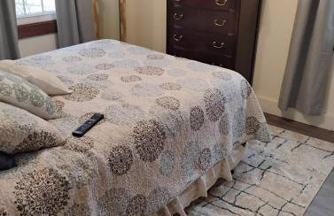 5 blocks from the hospital! - Foto 19