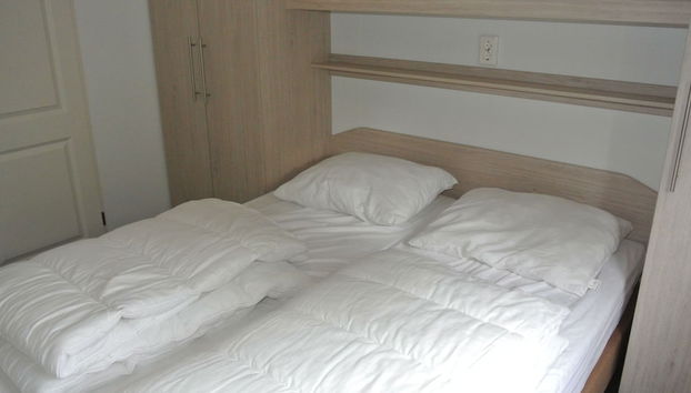 Chalet With 2 Bathrooms and a Boat, Near Giethoorn - Photo 3