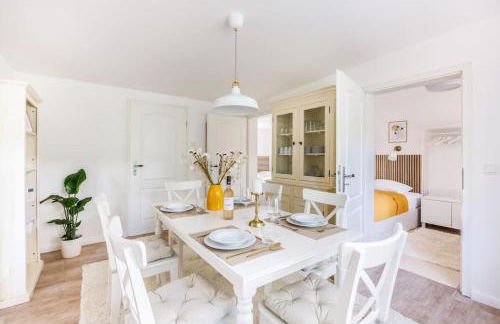 Ferienhaus Goldene Zeit I Terasse I Parkplatz I 3 SZ I 2 Bäder I 2 min zum See - Photo 1