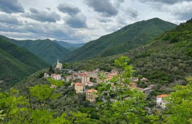 Spacious 2 bedroom condo - Photo 26