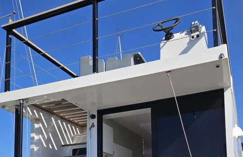 Boat Haus - Casas Flotantes frente a Gibraltar - Foto 65