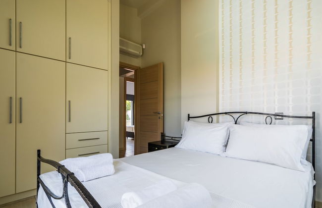 Adam & Eve Villas - Photo 5