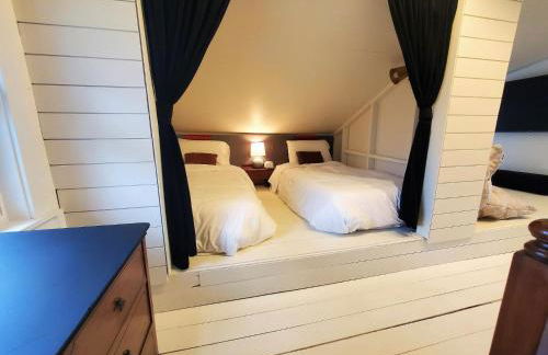 127 Hwy 71 Main House - Photo 33