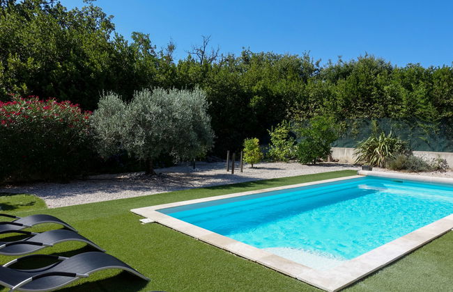 4 bedroom House in Bormes-les-Mimosas with private pool and garden - Photo 29
