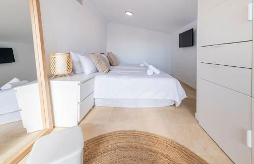 Ático nuevo en lujosa urbanización junto a restaurantes y cafeterías - Photo 12