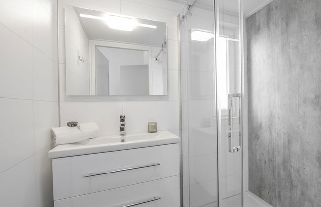 Chalet in Zeeland With Sauna by the Water - Foto 11