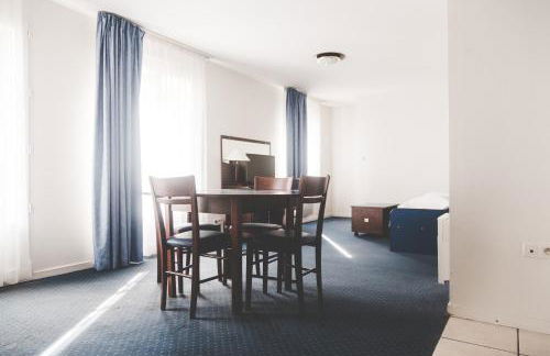 Terres de France - Appart'Hotel La Roche-Posay - Foto 13