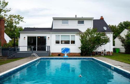 4 Bedroom Pool and Hot Tub Home Near Cleveland - Foto 78