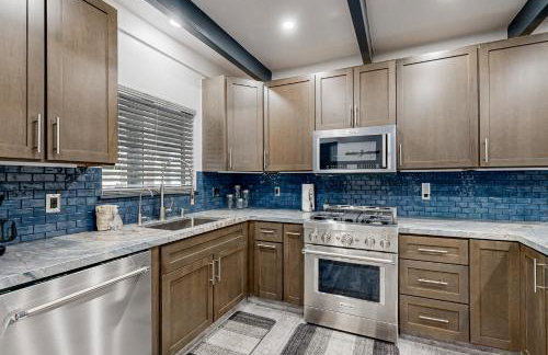 Modern Mountain Retreat - Foto 10