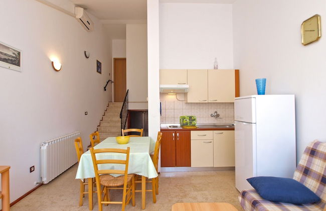 Apartment 1077 - Photo 28