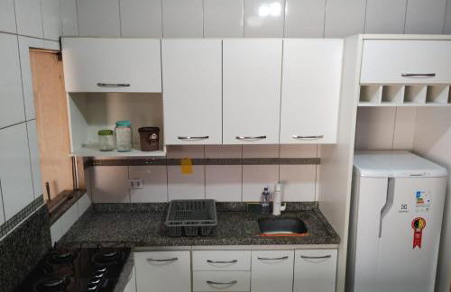 CASA - 3 quartos com ar - 2 banheiros - garagem para 2 carros - Foto 10