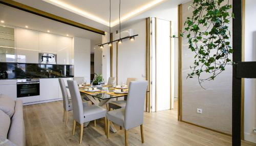 El Cielo: Lujoso Ático en Madrid Centro - Photo 4