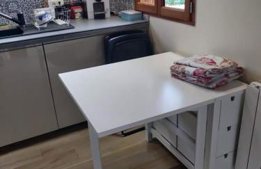 Petit chalet avec piscine privée - Foto 6