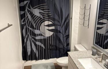 Luxurious 1B1B! Airport & Downtown! Free Parking - Foto 15