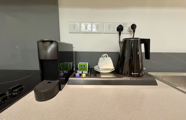 Welcome to Our Luxurious 1-bedroom Private Residence With a Special Patio - Foto 19