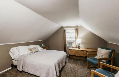 Spacious & Updated MQT Home - HotTub - Backyard - Foto 14