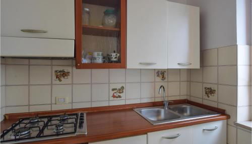 Stunning Apartment In Nocera Terinese - Foto 5