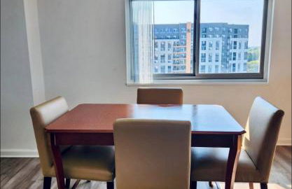 Modern 2bed 2 bath heart of Townson suite - Foto 19