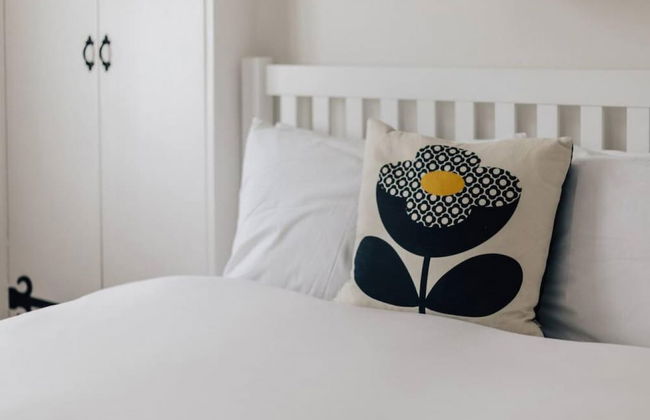 The Poppies - From 150 Per Night - Photo 4