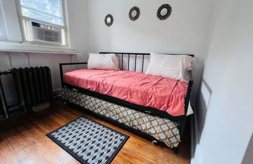 Penn House - Beautiful 3 Bedroom Apartment - Photo 12