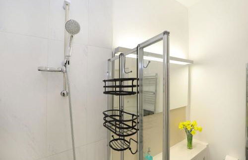 Cosy Kensington flat, 2 min to tube - Photo 20