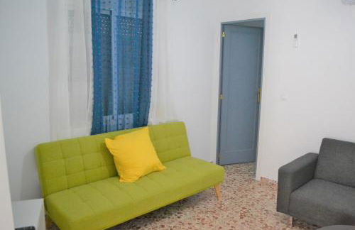 Impressive 1 bed Apartment with a stunning bathroom and Terrace CB4EV - Photo 4