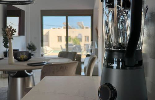 ARYVE Boutique Villa mit Akropolis- und Meerblick, Infinity-Pool und Designer-Interieur - Photo 79