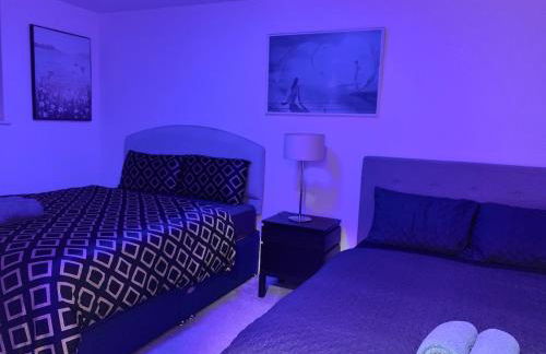 Ibiza Royale -Sleeps 6-Free Parking -Wi-Fi - Foto 31