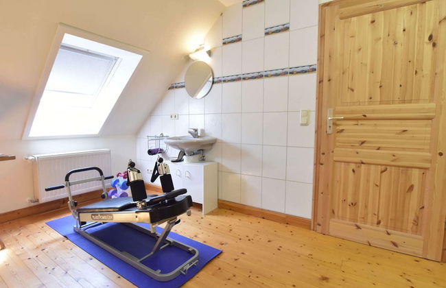 Elegant Holiday Home in Kröpelin near Horse Riding - Photo 14