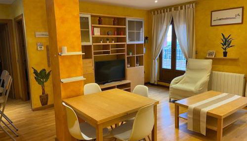 Atico centrico con terraza y garaje - Foto 3