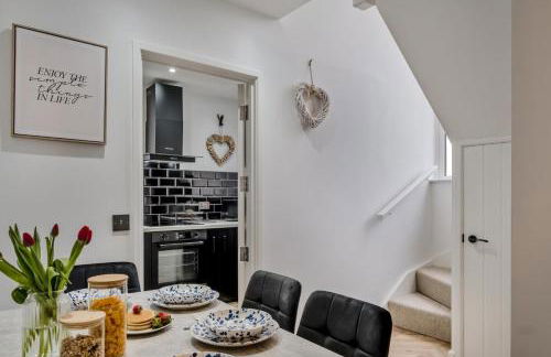 2 Bed in Wootton Bridge oc-c34386 - Photo 5