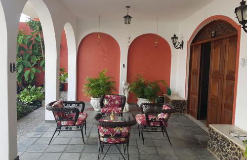 APART STUDIOS PONTAL - Aeroporto a 300 m - Praia 1,5 Km - Centro 2,5 Km - Cozinha Privativa - Mercado GBARBOSA e Padaria 450 m - Próx diversos Comércios a pé - Ar condic - Studios de 15 a 38 m2 Bem Equipados e Funcionais - Ideal Turismo e Trabalho - Foto 32