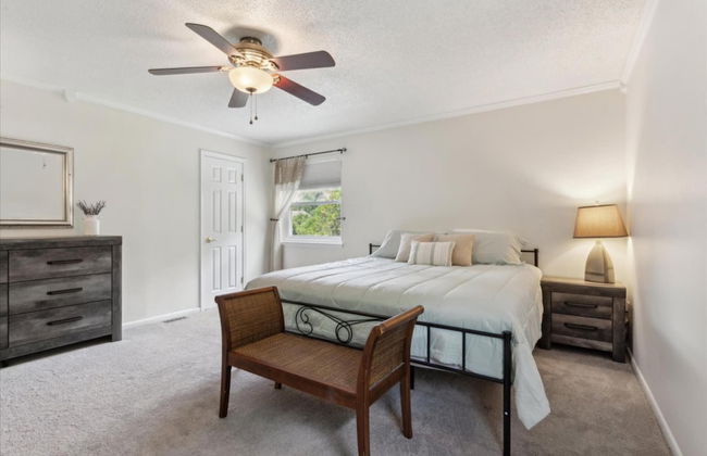 Enchanted Forest - 4 2 30 day pet Friendly - Photo 23