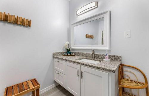 5/3 with a heated pool 2 min from beach, updated - Foto 19