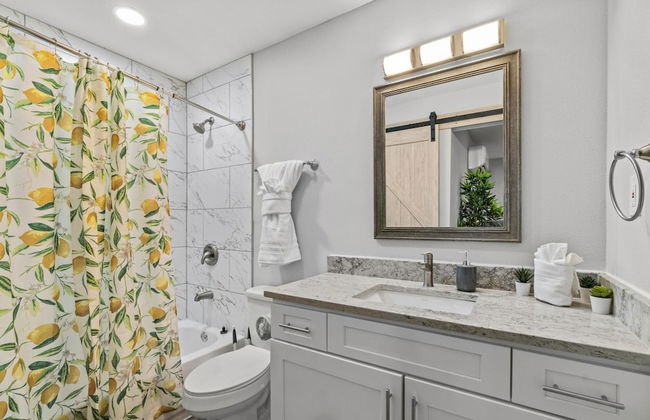 Stylish Studio Downtown Evonify - Foto 13