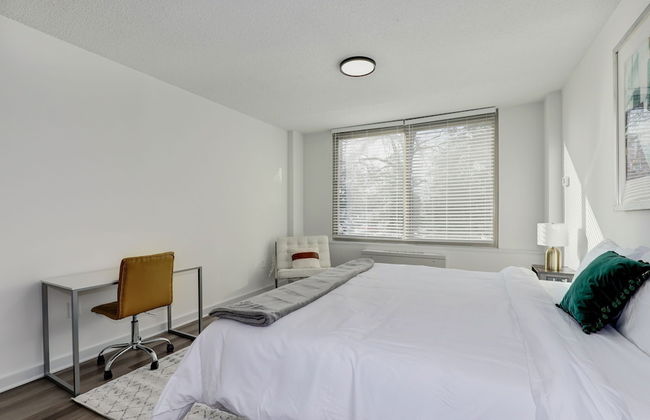 Arlington Modern Comfort Meets City Life - Foto 8