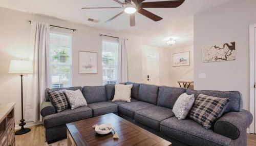 Lowcountry Lodge! In the heart of historic Old Town Bluffton SC - Foto 2