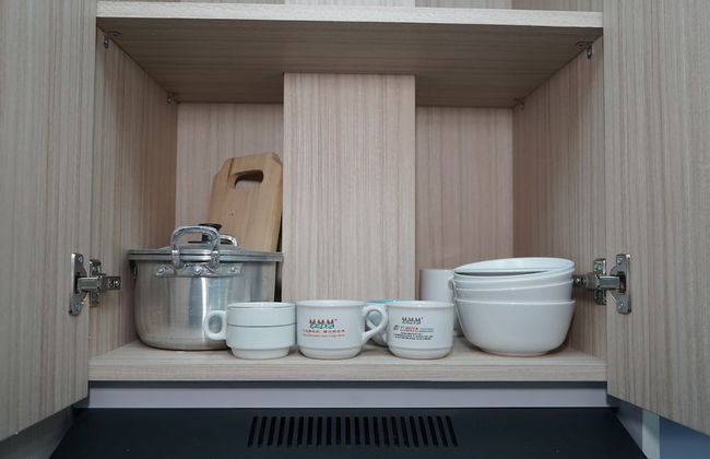 Clean and Tidy Studio Room at Tree Park Apartment - Foto 16