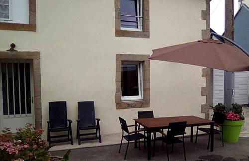 Maison charmante près de Cast avec jardin et activités - Foto 1