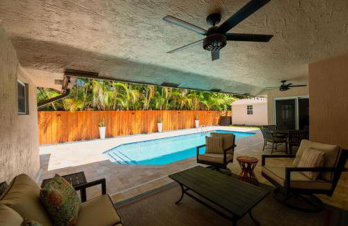 Poolside Miami Paradise with BBQ & Outdoor Lounge - Foto 8