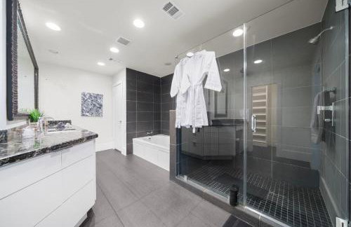 Nr Galleria & Med Center Hot Tub Games WiFi - Foto 33