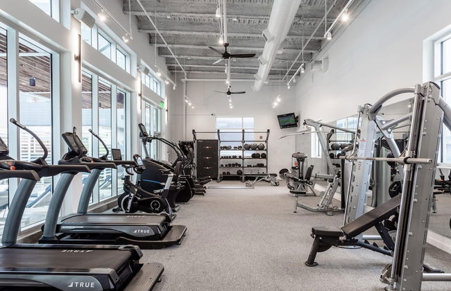 Austin Ultimate 1BD 1BA 2nd Street District Apartment - Photo 28