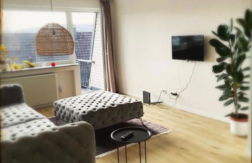 Schöne Penthousewohnung mit Weitblick - Foto 3